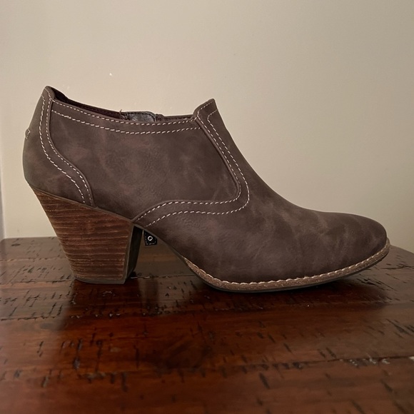 Dr. Scholl’s Cute brown booties - Picture 3 of 10
